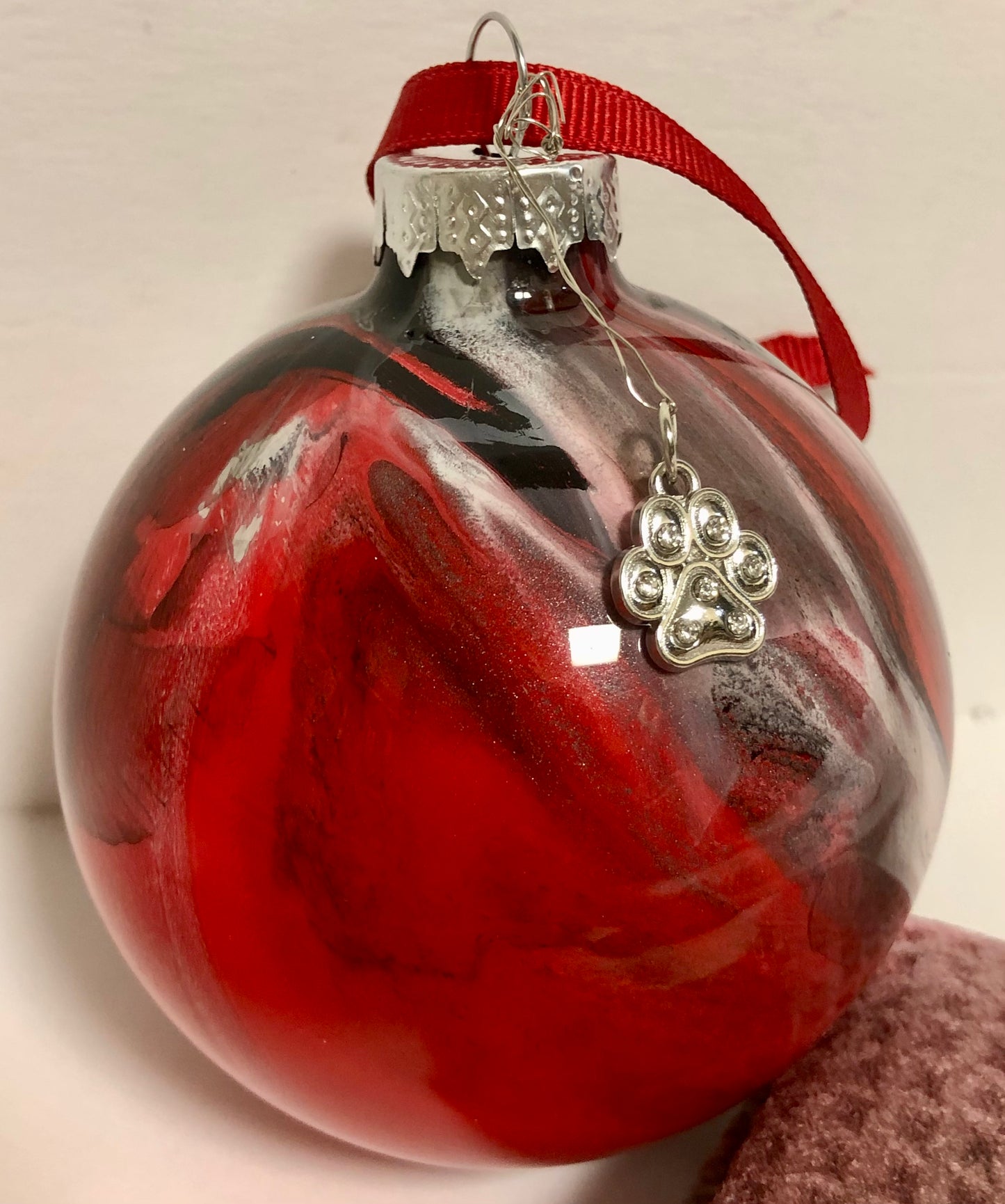 Glory Dawgs Ornament
